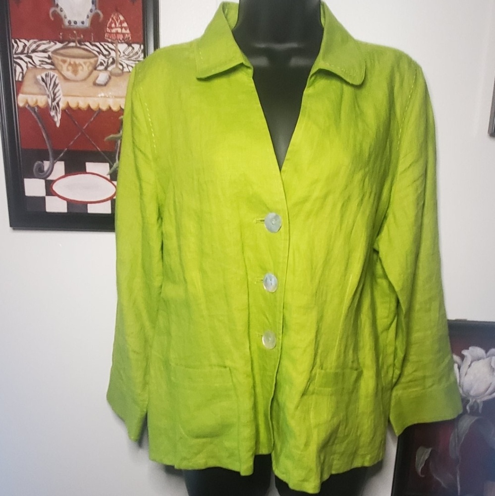 3/$15 Cute Kim rogers blazer